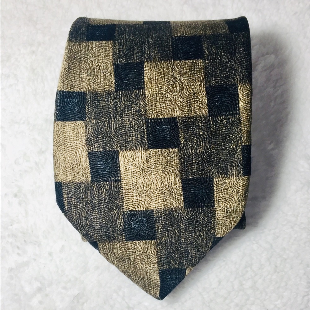 🌻3/$20 IV Front Silk Block Pattern Tie
